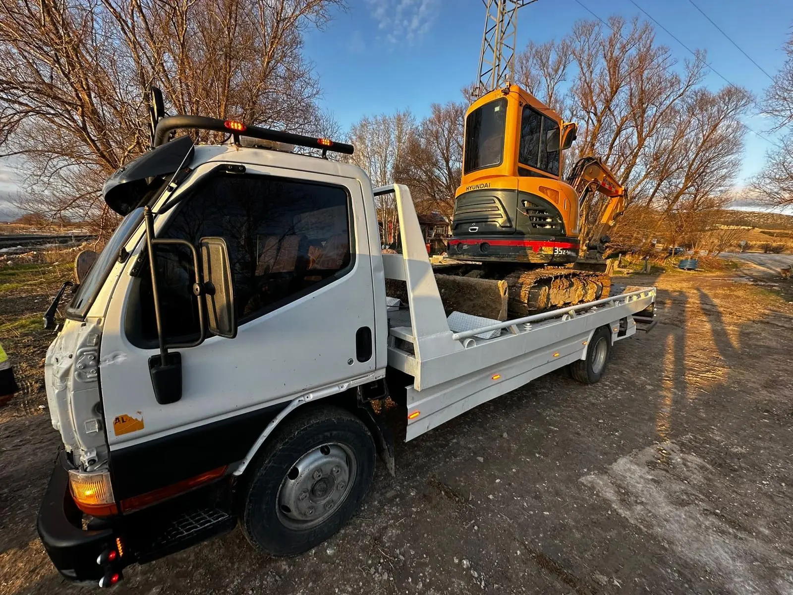 iş makinası &ccedil;ekici